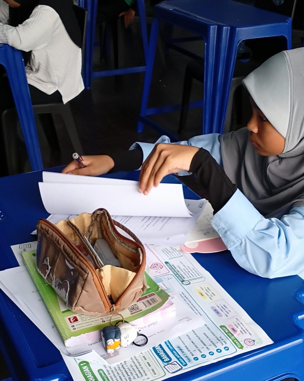 Instagram post from rizqislamicschool. This post is in position 7.